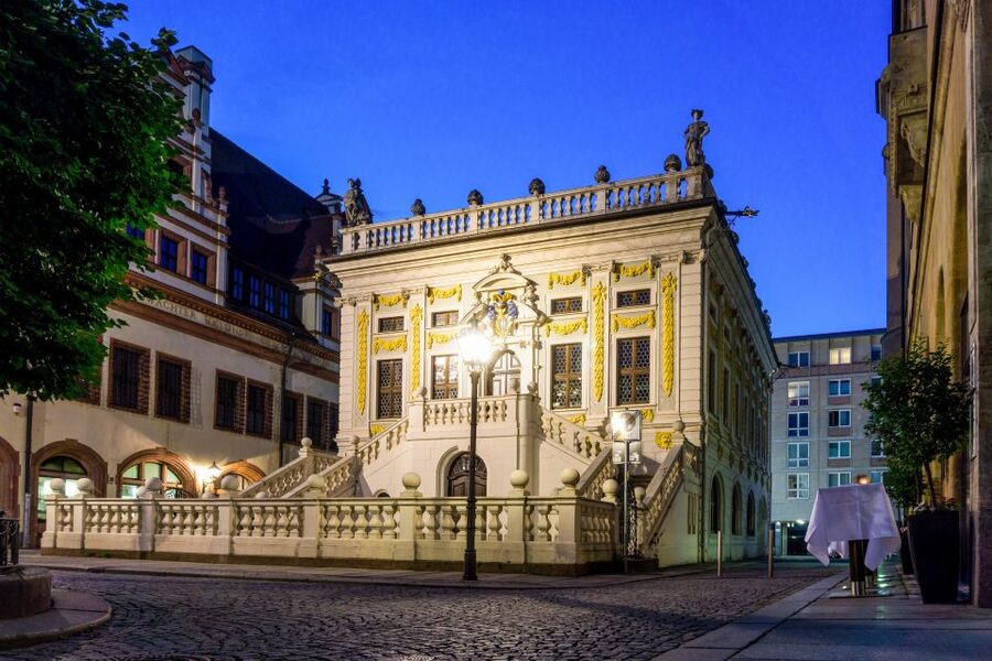 1.5-Hour Historical Tour of Leipzig with Costumed Guide - The Golden Twenties, with 46 brothels and 220 massage parlours