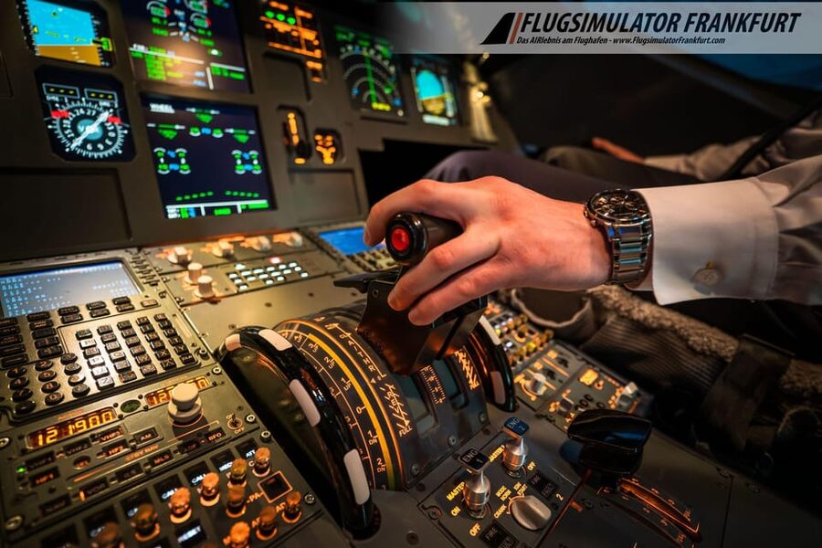 Airbus A320 flight simulator Frankfurt Airport - The 15 to 20 minute briefing