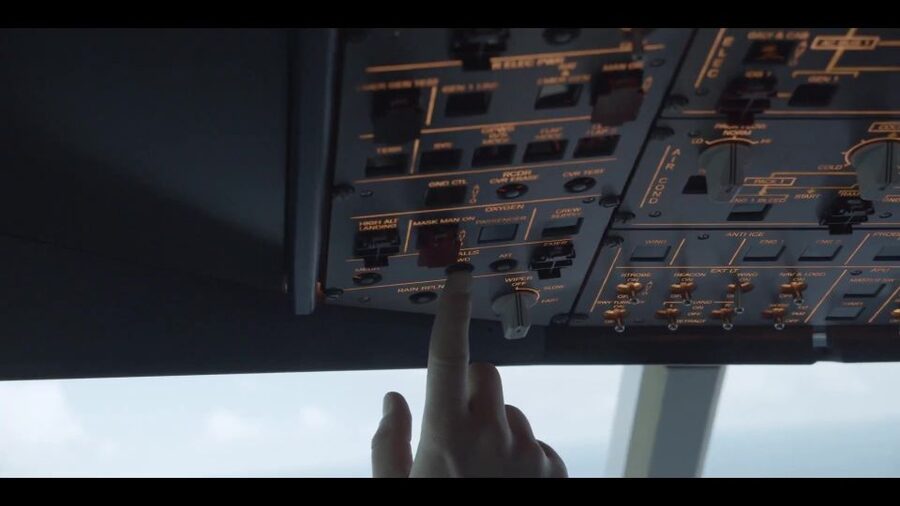 Airbus Flightsimulator | Flying Experience | adults&children - Sharing the Cockpit With Three Other People