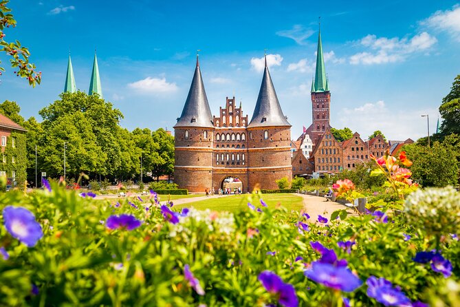 All-in-One: Beautiful Lübeck: Shore Excursion from Kiel Port - Free time for marzipan, lunch, and a German drink