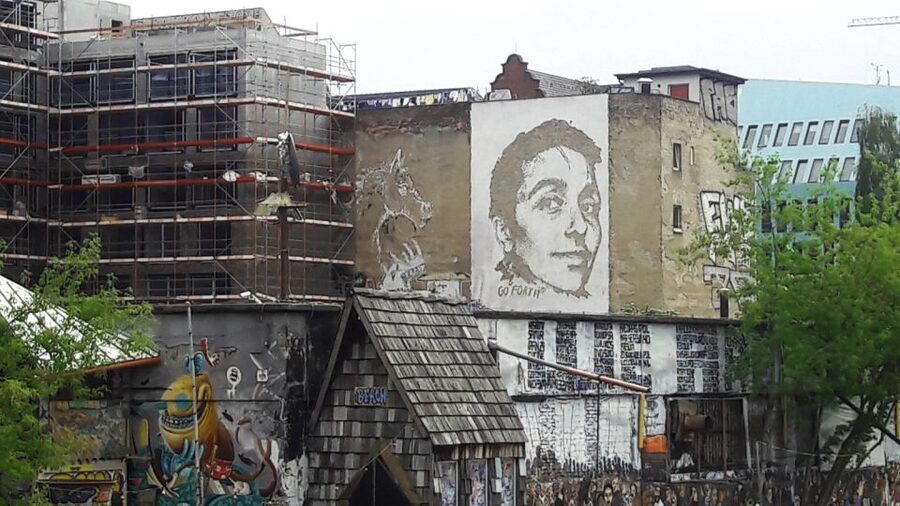 Alternative Berlin / Street art tour - Private group - Who gets the best value for $176