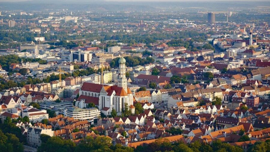 Augsburg: Historical Highlights Private Walking Tour - Why Augsburg makes a good two-hour walking tour
