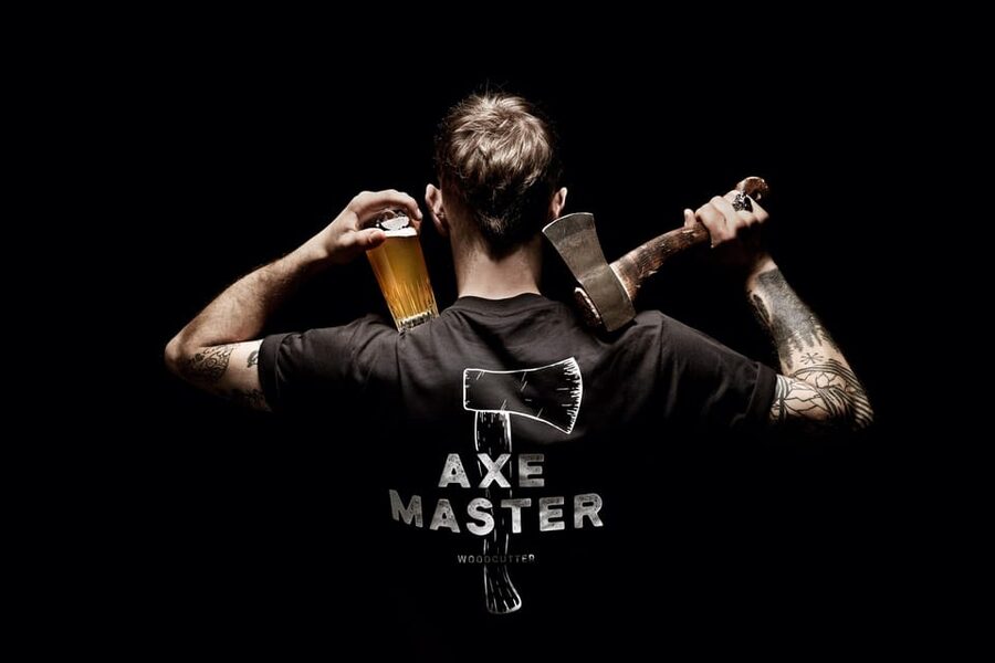 AXE THROWING EXPERIENCE IN BERLIN - Key points before you book