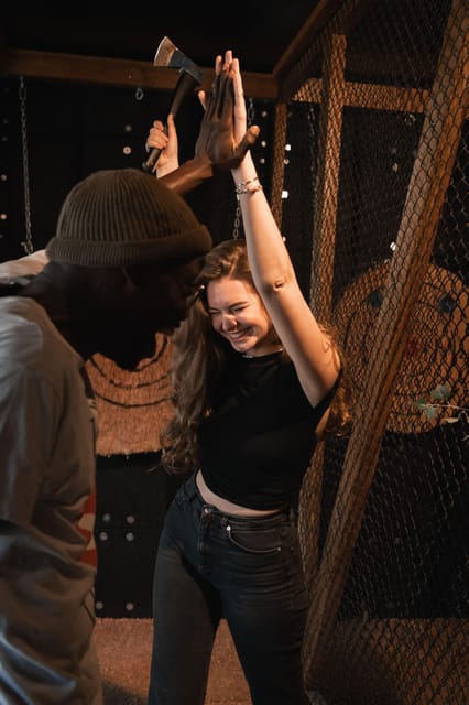 AXE THROWING EXPERIENCE IN BERLIN - What the instruction is really worth