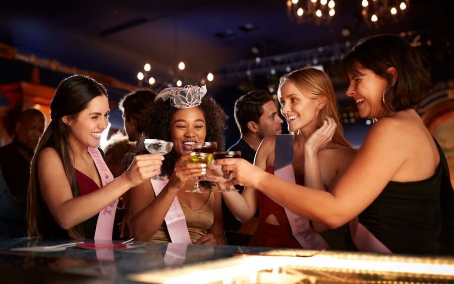 Bamberg: Bar & Club Tour with free Shots & VIP entry - The Partyfly remedy
