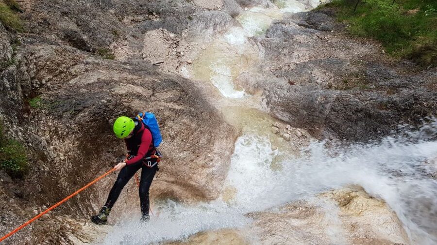 Bavaria: Beginner Canyoning Tour - Sliding through natural pools