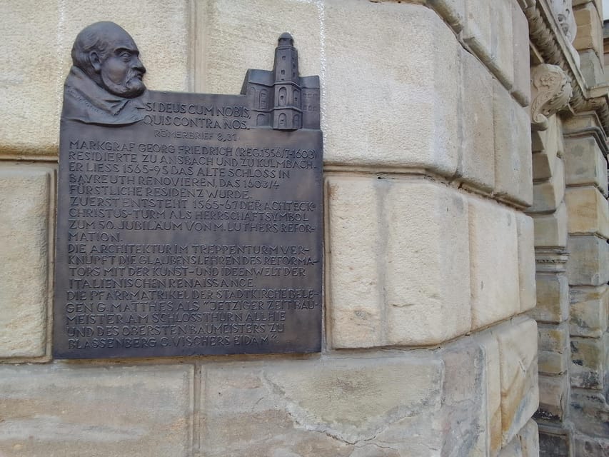 Bayreuth: Christmas city tour in German - A quiet walk through the Hofgarten