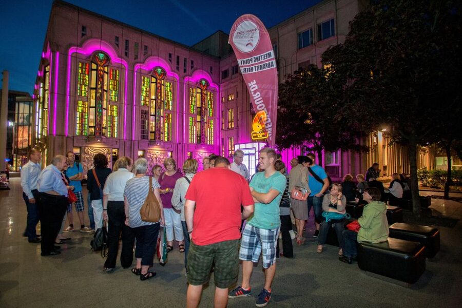 Berlin: 1.5-Hour Comedy Bus Tour in German - What the 80-minute route lets you see