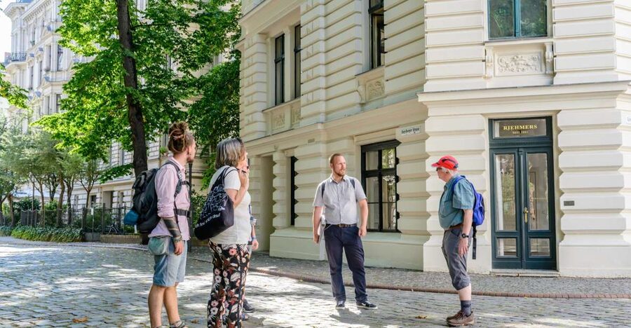 Berlin: 2.5-Hour Walking Tour through Kreuzberg 61 - Platz der Luftbrücke and the first layers of the district