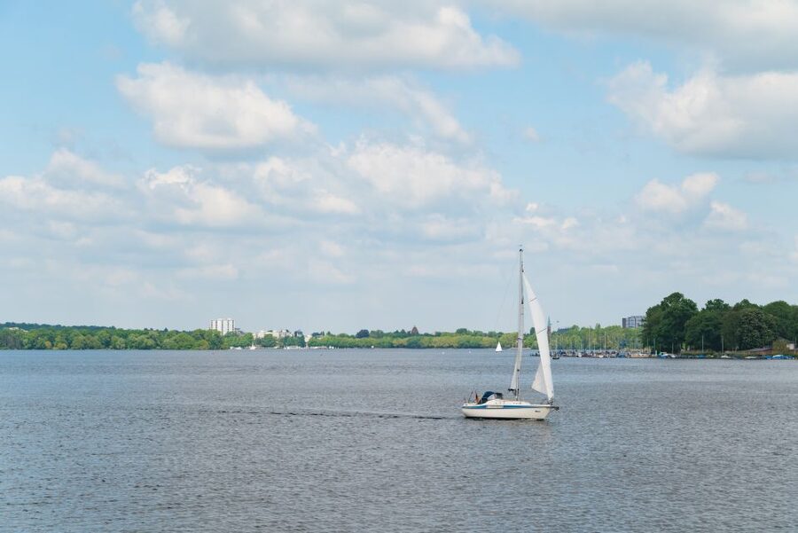 Berlin: 2-Hour Lake Oberhavel Cruise from Tegel - Nieder Neuendorf and the Brandenburg border area