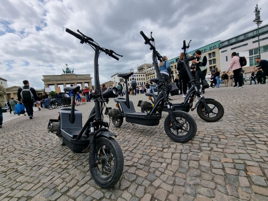 Berlin: 3-H VIP Private E-Scooter Highlights Tour - Crossing Berlin’s former East and West divide