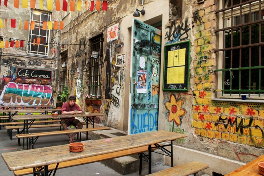 Berlin: Alternative Berlin Walking Tour - Moving between neighborhoods and managing the four hours