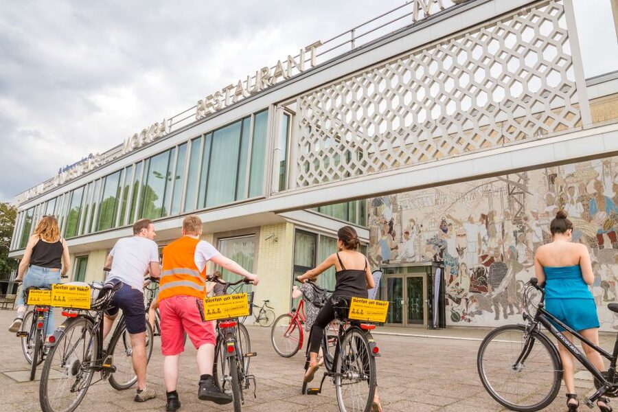 Berlin: Alternative Bike Tour of Kreuzberg & Friedrichshain - How difficult is the 17-kilometer ride?