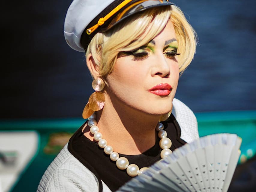 Berlin: Audrey Ahoi! Spree cruise with drag queen (HOL) - Why Audrey Naline changes the usual Spree cruise
