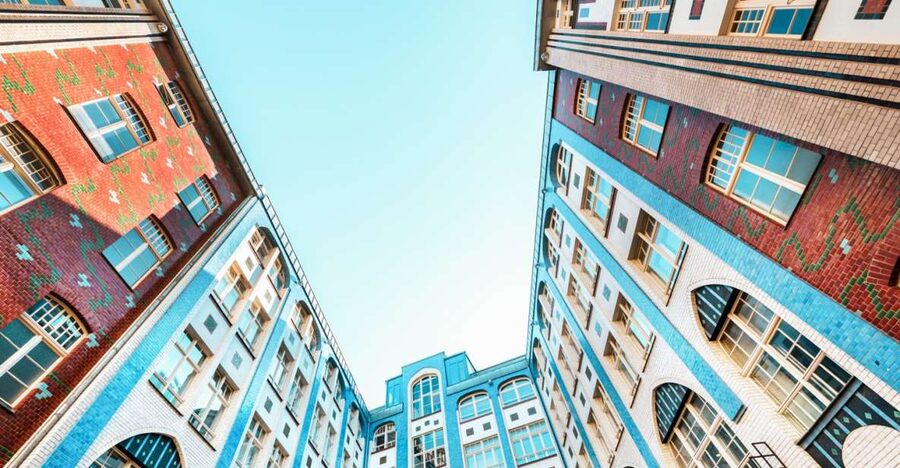 Berlin: Backyards of Berlin 2-Hour Tour - What the two-hour length feels like