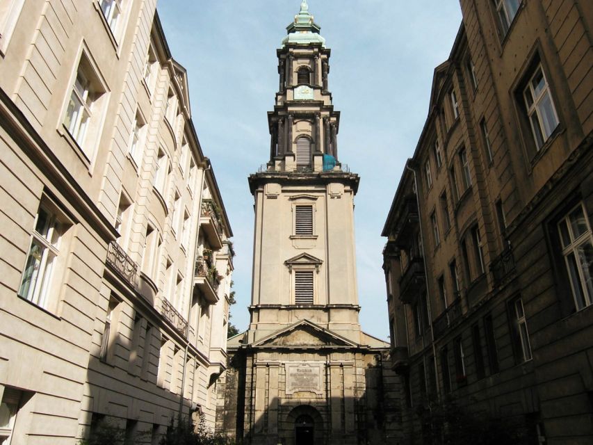 Berlin: Backyards of Berlin 2-Hour Tour - Starting inside Hackesche Höfe