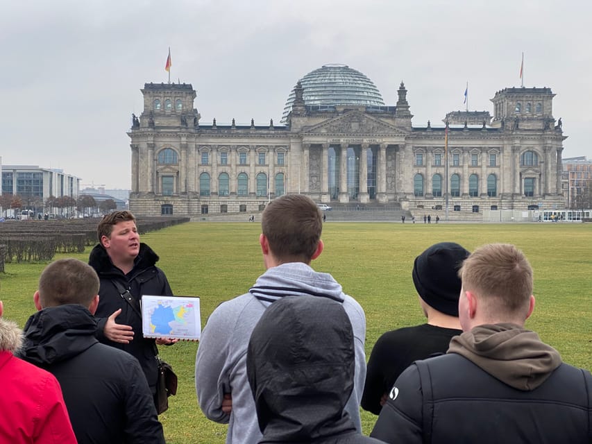 Berlin Battlefield Tour - Operation Berlin 1945 - Platz der Republik and the approach to the Reichstag