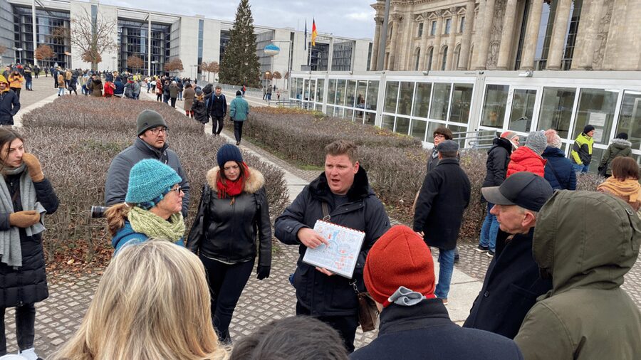Berlin Battlefield Tour - Operation Berlin 1945 - How the guide and materials shape the experience