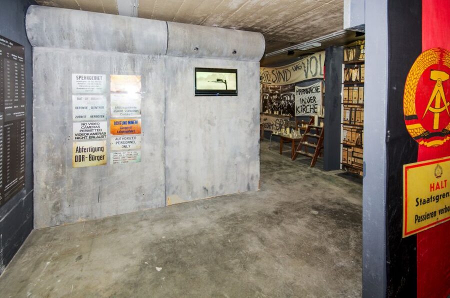 Berlin: Berlin Story Bunker Entry Ticket - From postwar Berlin to the Berlin Wall