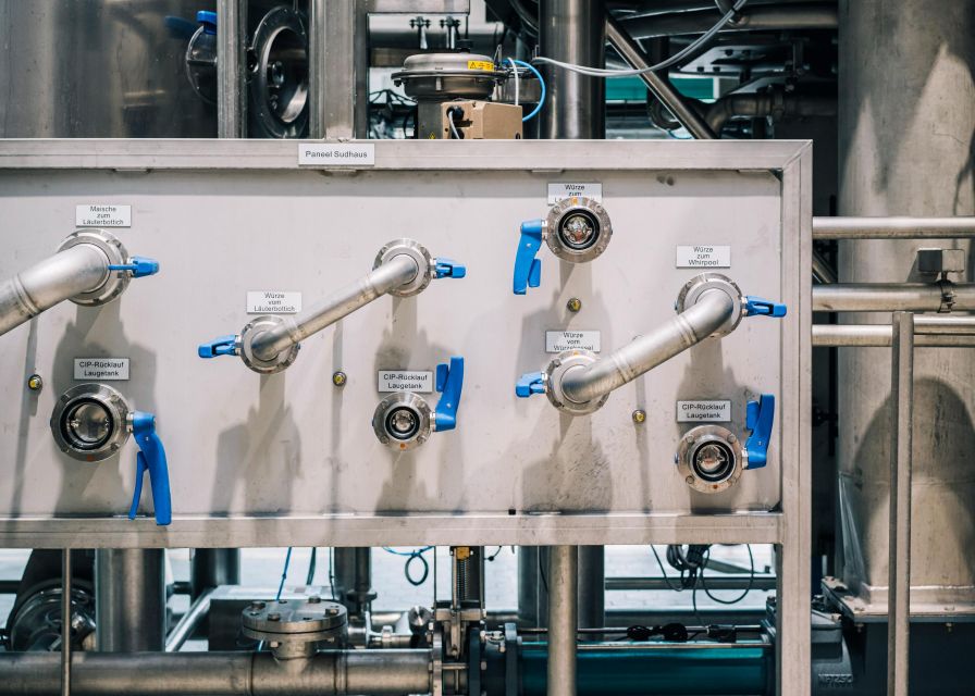 Berlin: Berliner Berg Brewery Tour with Beer Tasting - Who should book this Berlin beer experience?