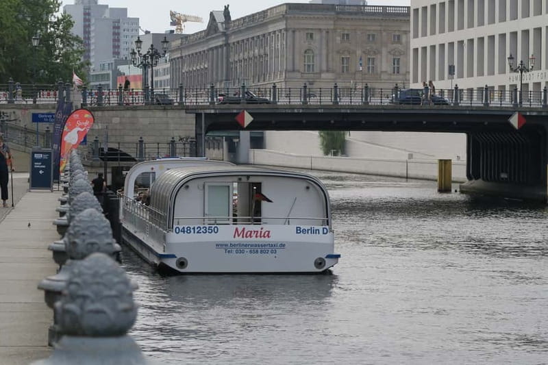 Berlin: Boat Sightseeing Cruise with Audioguide - Should you book it?