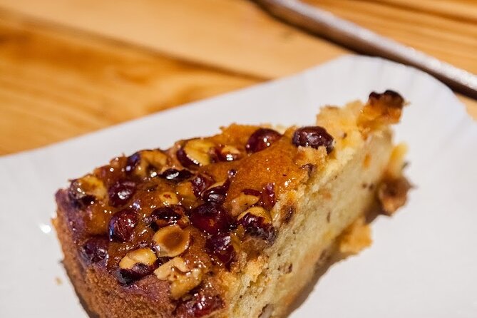 Berlin Center Food Tour with 8+ Authentic Local Tastings - How much walking and eating to expect