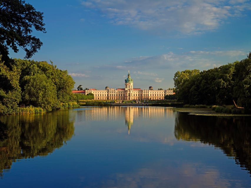 Berlin: Charlottenburg Palace Entry Ticket - Entering the Old Palace