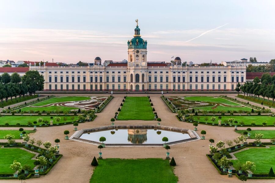 Berlin: Charlottenburg Palace Entry Ticket - Walking Through the Palace Gardens