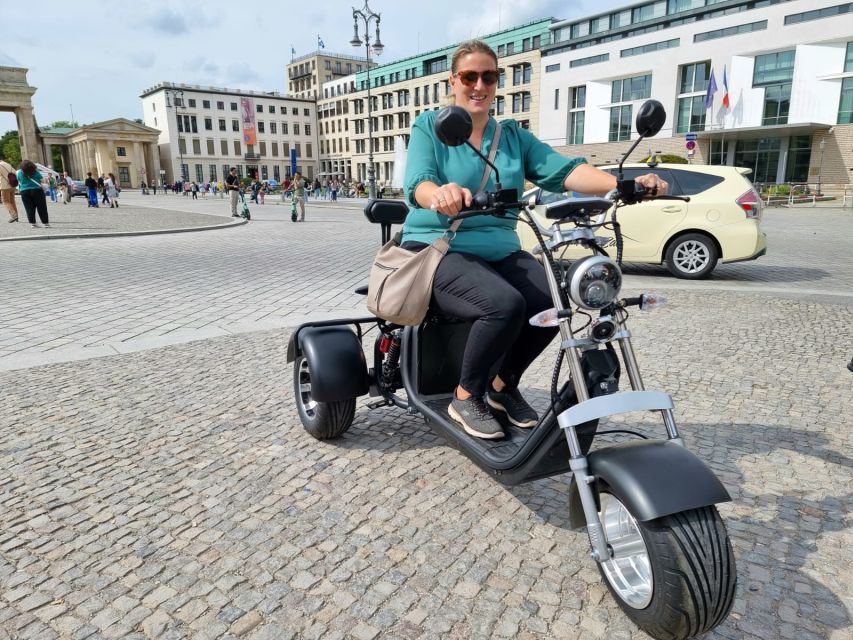 Berlin City: 2 Hour Guided Fat Tire E-Scooter Tour - Parks, the Spree, and the Berlin Wall