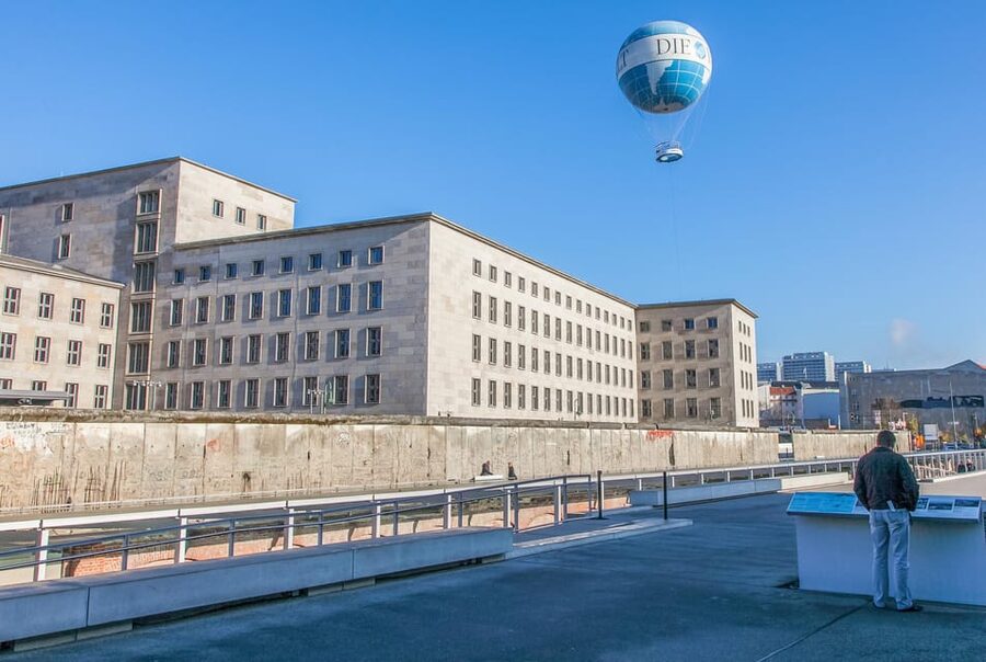 Berlin City Bike Tour with Beer Garden Stop - Brandenburg Gate and the heart of Prussian Berlin