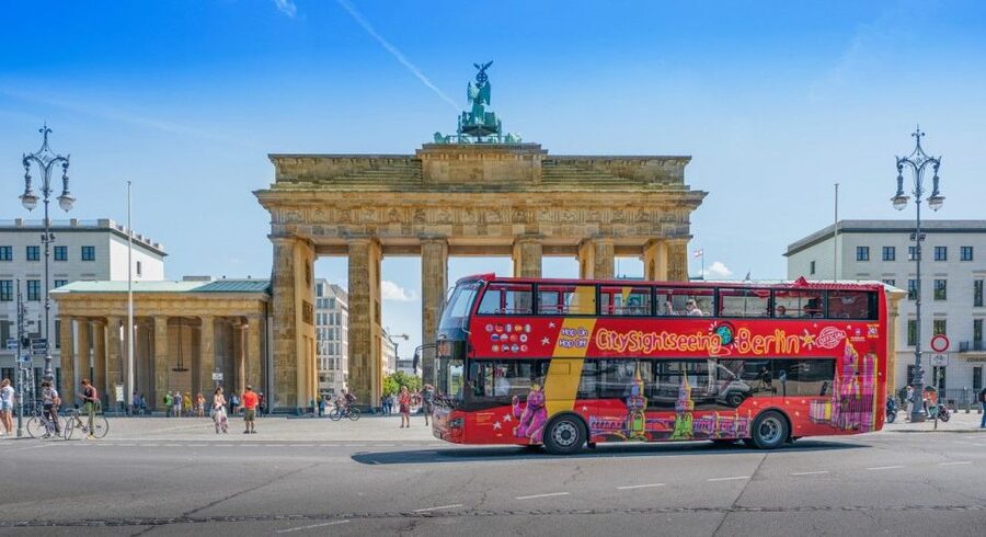 Berlin: City Sightseeing Hop-On Hop-Off Bus Tour - Alexanderplatz, the Museum Island area, and Brandenburg Gate