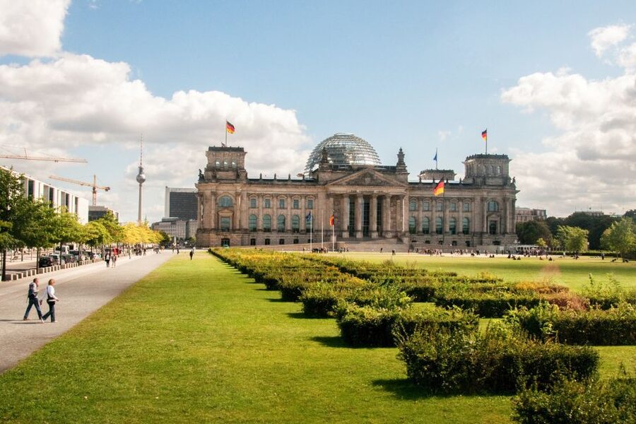 Berlin: City Sightseeing Hop-On Hop-Off Bus Tour - The East Berlin and Wall Route