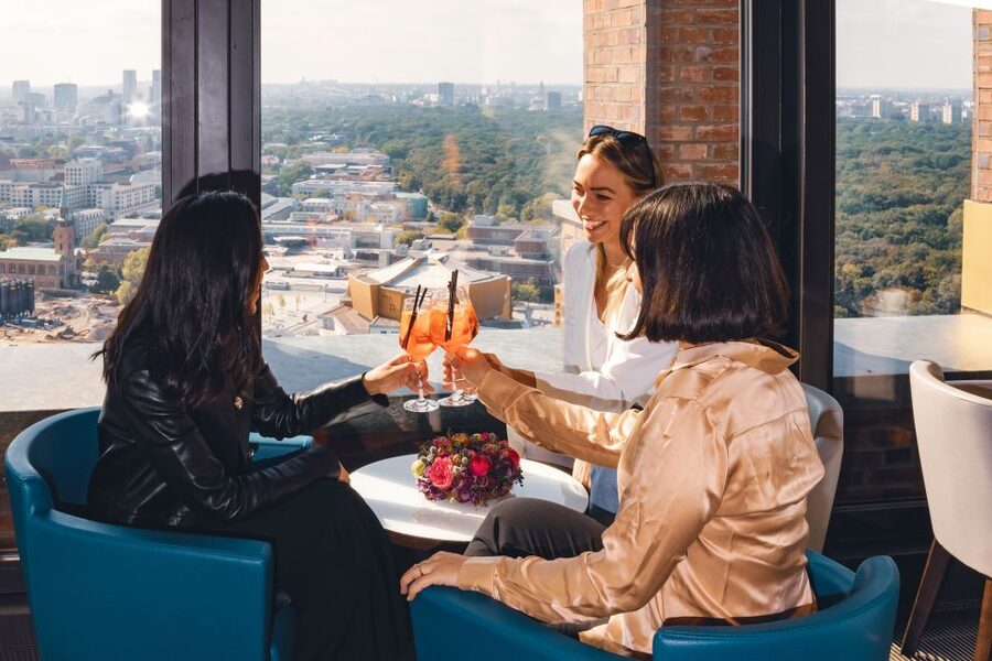 Berlin: Combo-Ticket for Panoramapunkt with Crémant at Café - Why Panoramapunkt works better than a trip up the TV Tower for some people