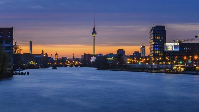 Berlin Craft Beer & Cultural Tour With Snack - Key points to know