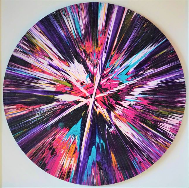 Berlin: Create Your Own Spin Painting at Jans Echternacht - Who will enjoy this most