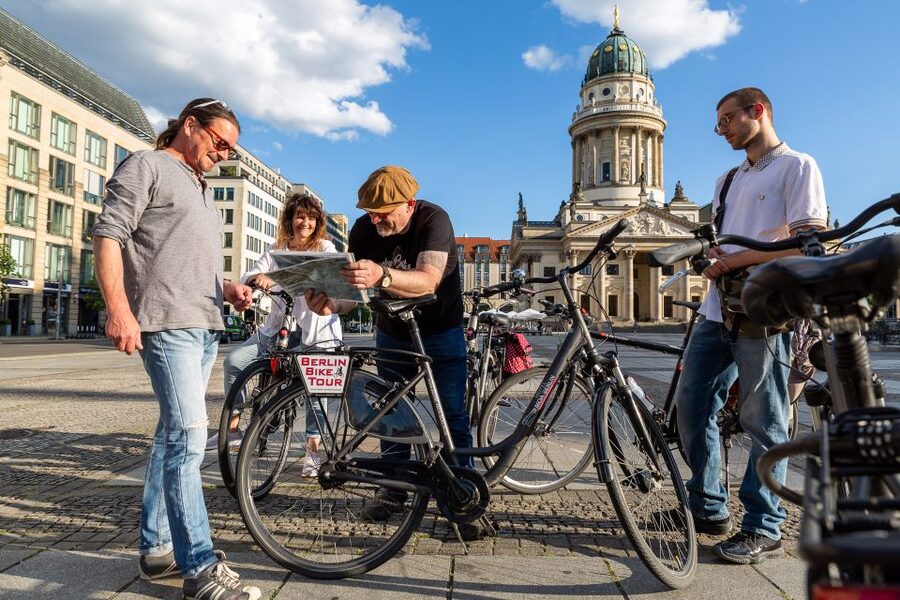 Berlin: E-Bike Tour of the Berlin Wall and Mitte Highlights - Bornholmer Strasse: where the ride begins