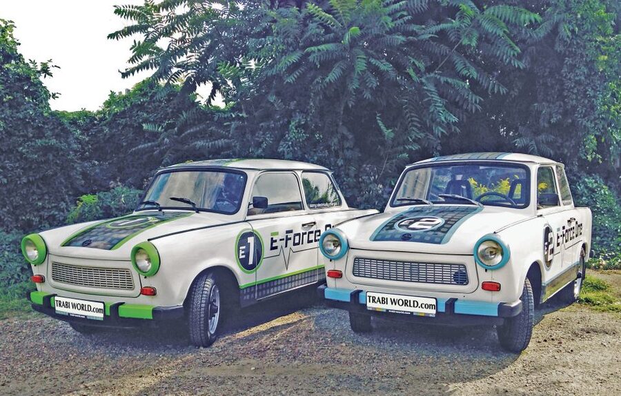 Berlin: E-Trabi City Tour - Why a Trabant makes Berlin sightseeing different