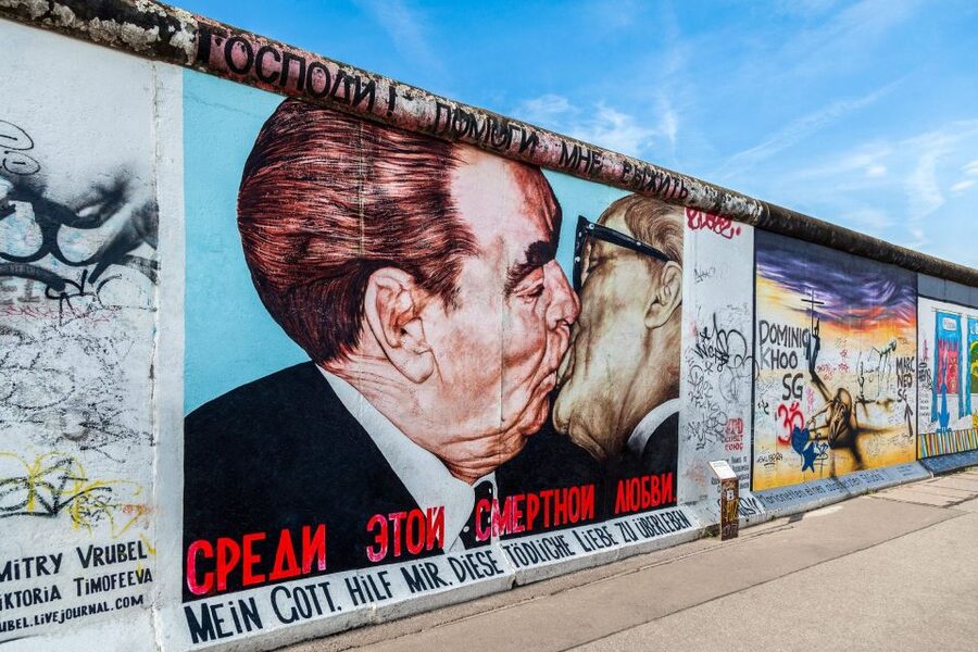 Berlin: East Side Gallery and Cold War Segway Tour - What riding a Segway changes