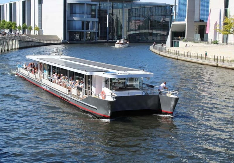 Berlin: East Side Gallery Spree Cruise in a Solar Catamaran - Practical ways to make the ride better