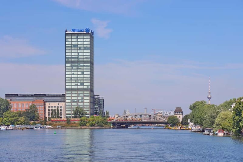 Berlin: East Side Gallery Spree Cruise in a Solar Catamaran - Passing beneath Oberbaum Bridge