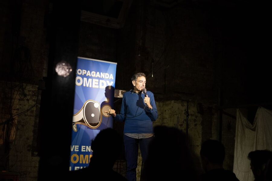 Berlin: Expats in Berlin Comedy Show Ticket - How the 1.5 to 2 hour show unfolds