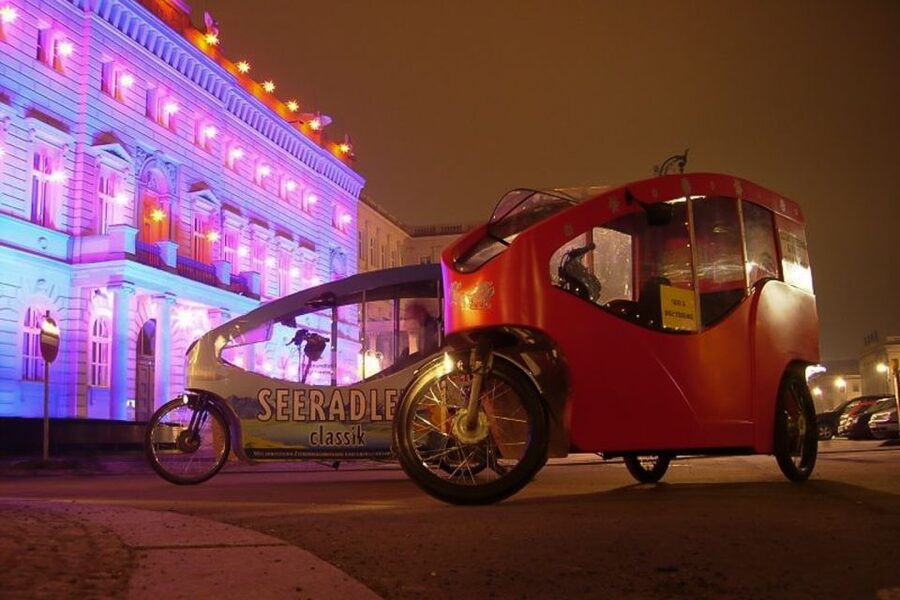Berlin Express: Private 1-Hour E-Rickshaw Ride - Key points to know before booking