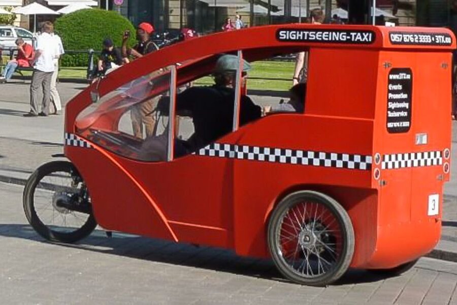 Berlin Express: Private 1-Hour E-Rickshaw Ride - Who will get the most from this ride?