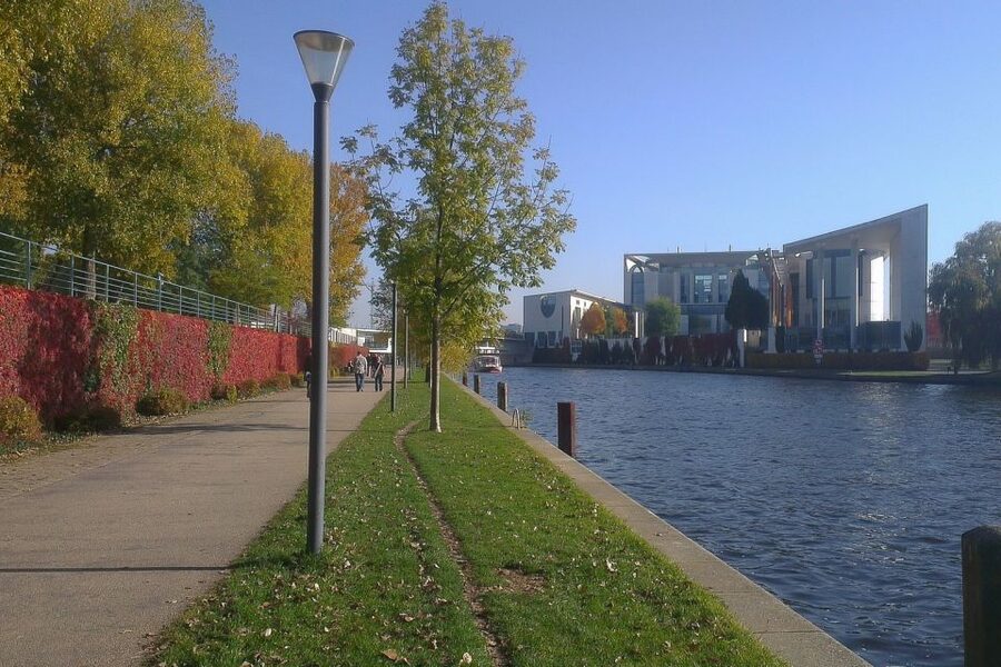 Berlin Express: Private 1-Hour E-Rickshaw Ride - Meeting at Potsdamer Platz 2