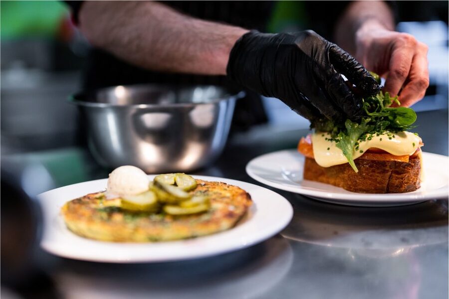 Berlin: Fine Dining Breakfast with Champagne in Schoneberg - Booking timing, language, and access