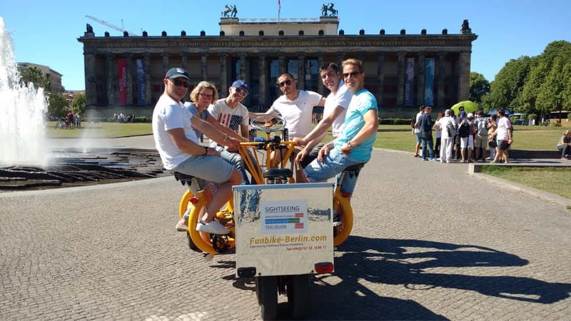 Berlin: Fun Private Guided Sightseeing Tours with Teambikes - Starting at Brandenburg Gate and the Reichstag