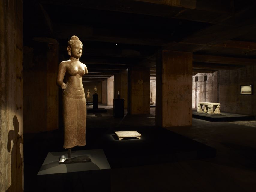 Berlin: Gong Bath Session at The Feuerle Collection - A gong bath in an art collection