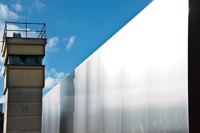 Berlin: Guided Bike Tour of the Berlin Wall and Third Reich - A human guide makes the difficult history clearer