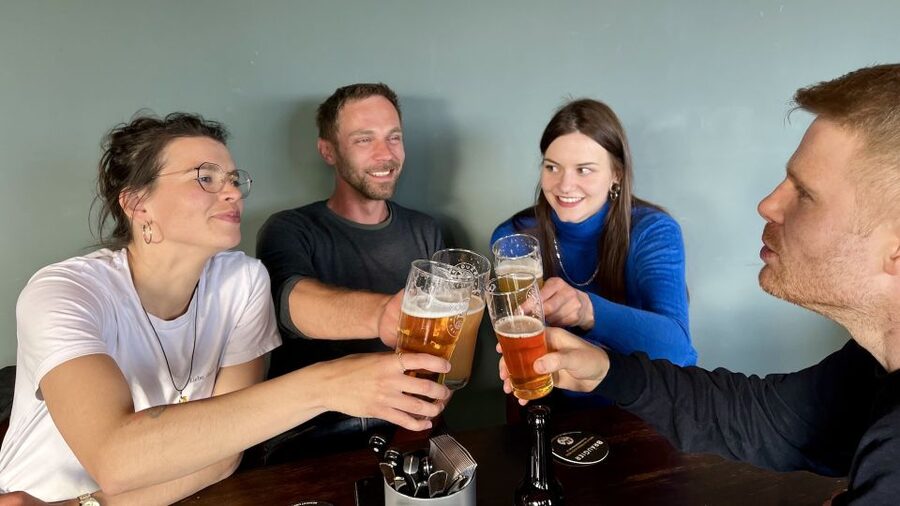 Berlin: Guided Craft Beer & Cultural Tour With Snacks - Practical tips for a smoother afternoon