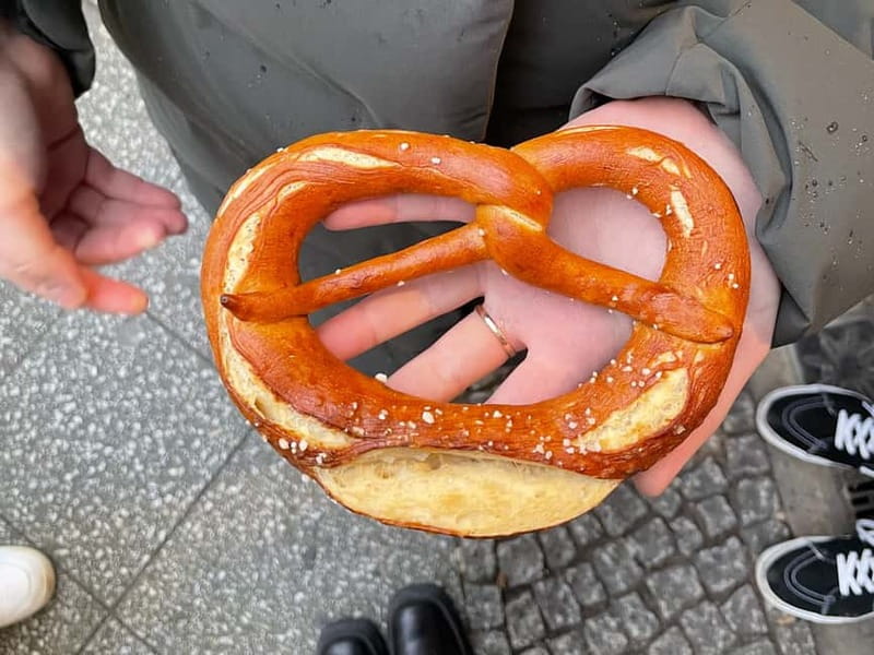 Berlin: Guided Street Food Tour with Tastings - Key points to know before you book